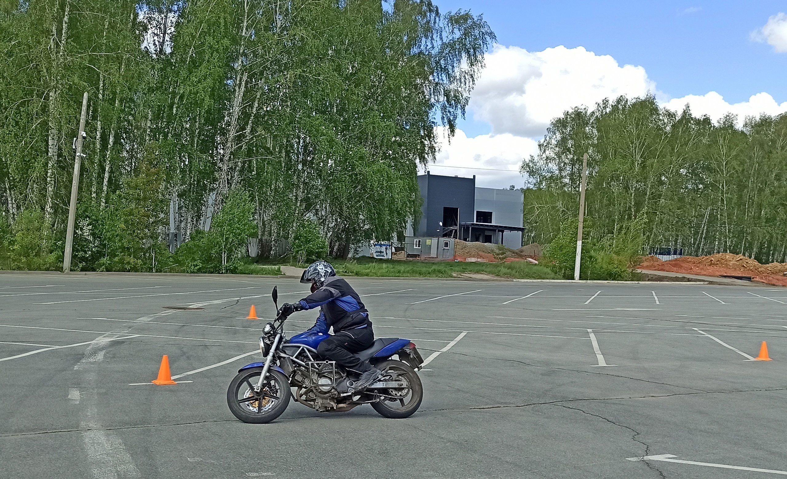 Мотошкола Namoto, тренируемся и отрабатываем навыки управления мотоциклом